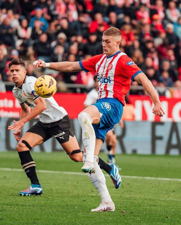 Reviravolta nos últimos minutos e Girona de regresso ao topo da La Liga