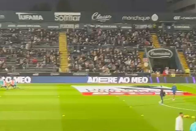 Aquecimento antes do Famalicão-FC Porto