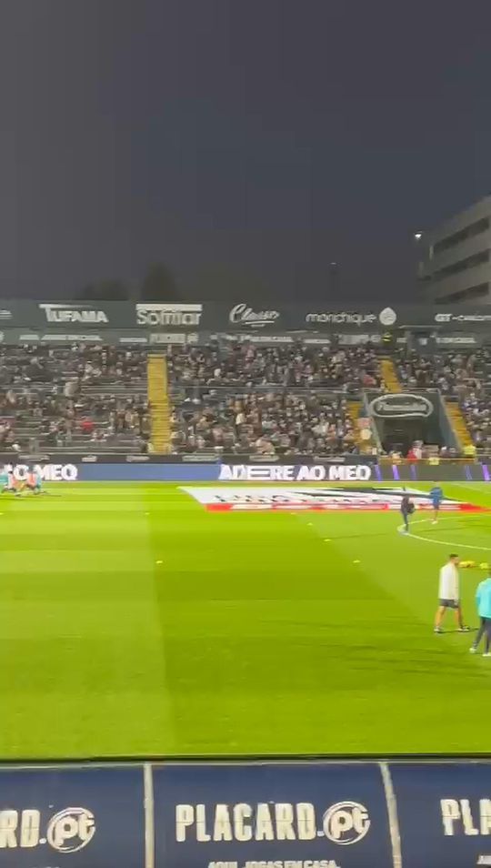 Aquecimento antes do Famalicão-FC Porto