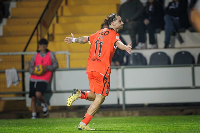 Jota Silva cada vez mais decisivo