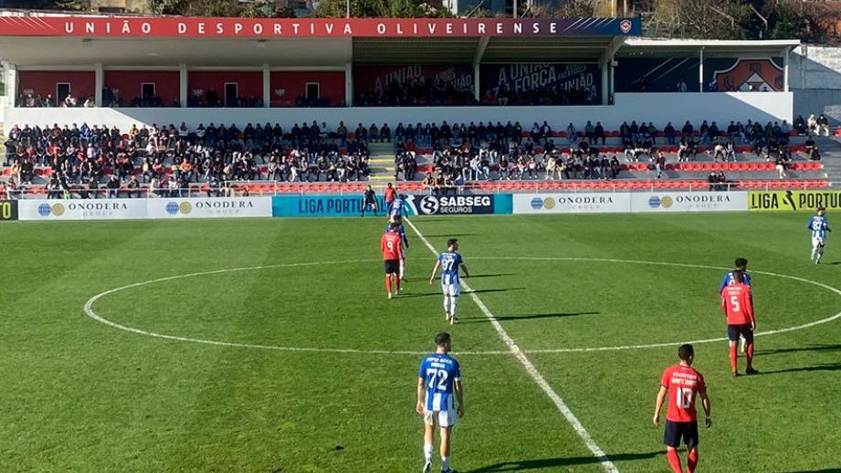 FC Porto B vence com 'bis' de Wendel e um penálti insólito para a Oliveirense