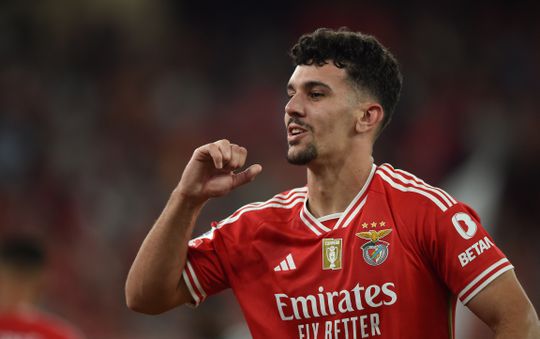 Benfica vai renovar com Tomás Araújo