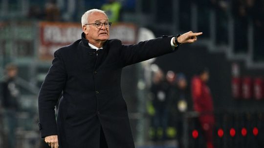 Ranieri elogia jogadores apesar de derrota: «Estamos a lutar»