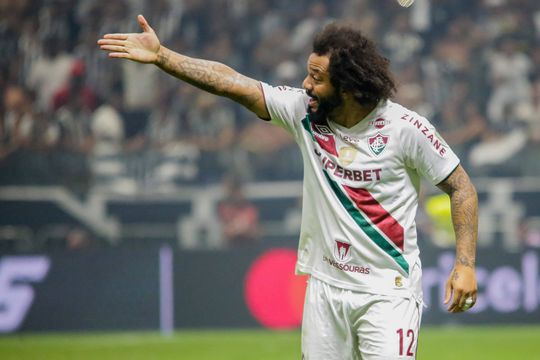 Agora é oficial: após polémica, Marcelo já não é jogador do Fluminense