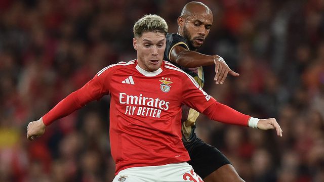 Benjamín Rollheiser, 24 anos, tem contrato com o Benfica até 2029 e cláusula de rescisão de €100 milhões