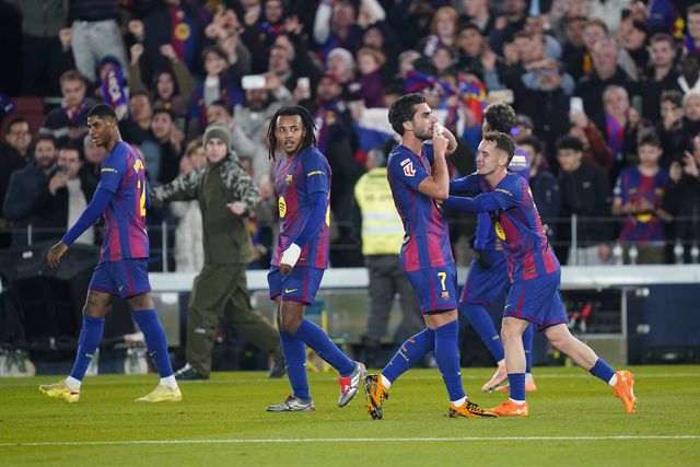 A festa de Ferran Torres, que fez, no último lance da partida, o 3-1 final