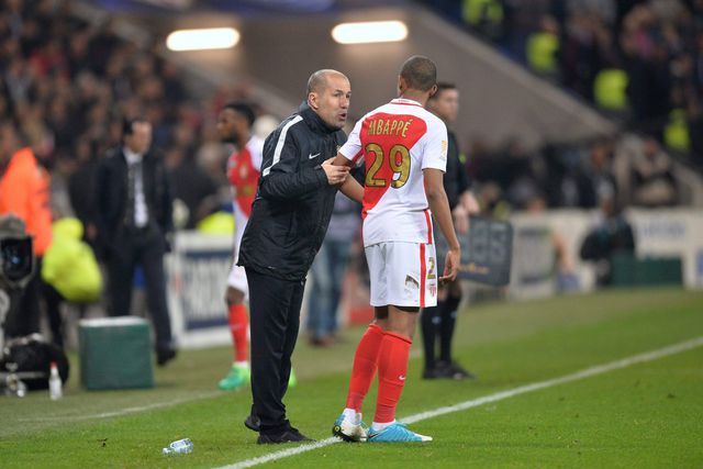 Leonardo Jardim e Kylian Mbappe cruzaram-se no Mónaco. Foto: IMAGO