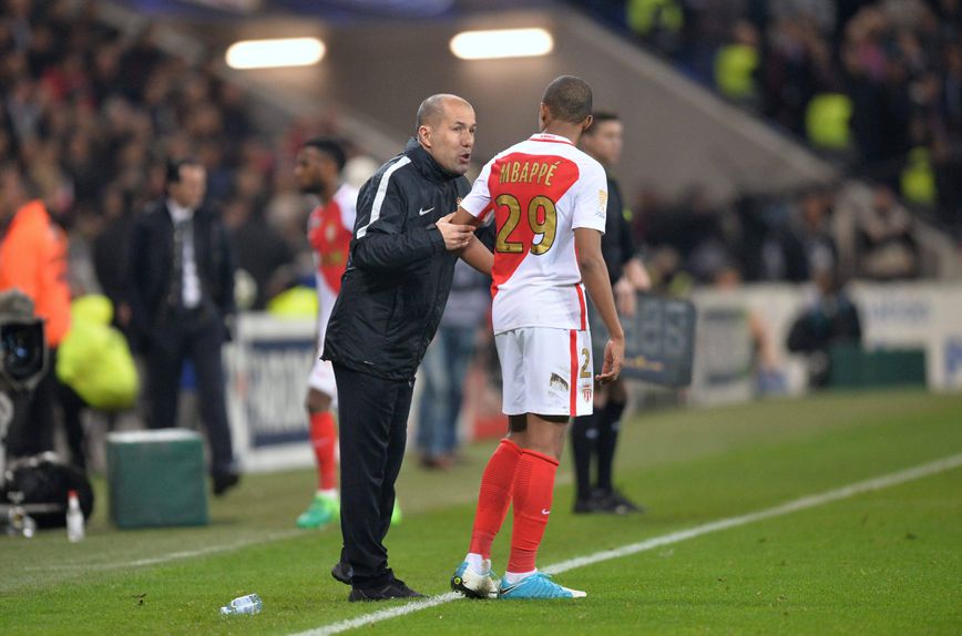 Leonardo Jardim e Kylian Mbappe cruzaram-se no Mónaco. Foto: IMAGO