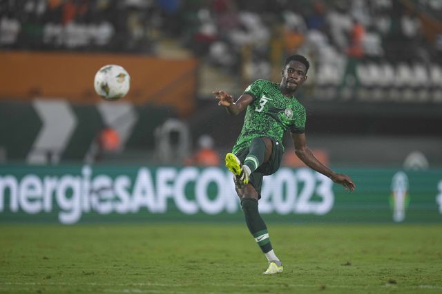 Lateral-esquerdo pode desfalcar os dragões por um mês