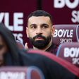 Mohamed Salah no banco, frente ao West Ham (IMAGO)