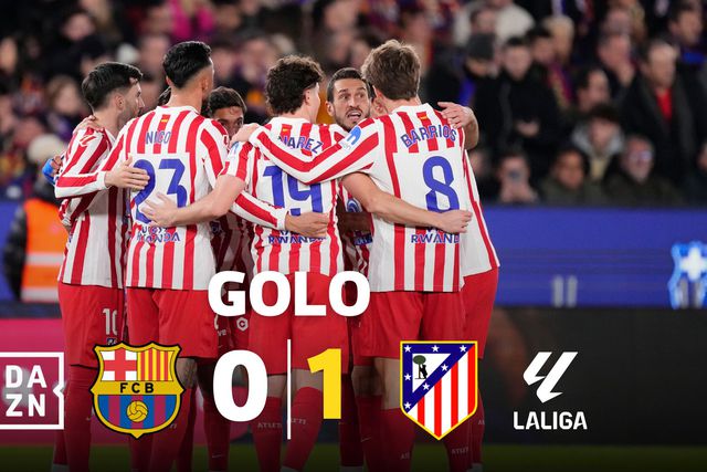 Defesa do Barcelona ficou no meio-campo e Baena não perdoou