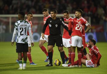 Fábio Veríssimo no Arouca-Benfica