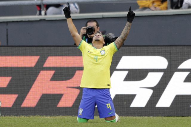 Presidente do Santos confirma Marcos Leonardo no Benfica (vídeo)