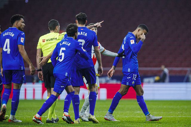 Greenwood insultou o árbitro? Está a valer uma mariscada