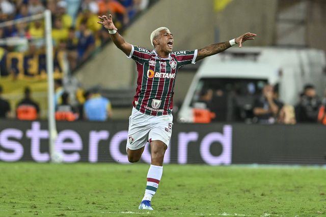 Fluminense recusou proposta do Lyon por John Kennedy