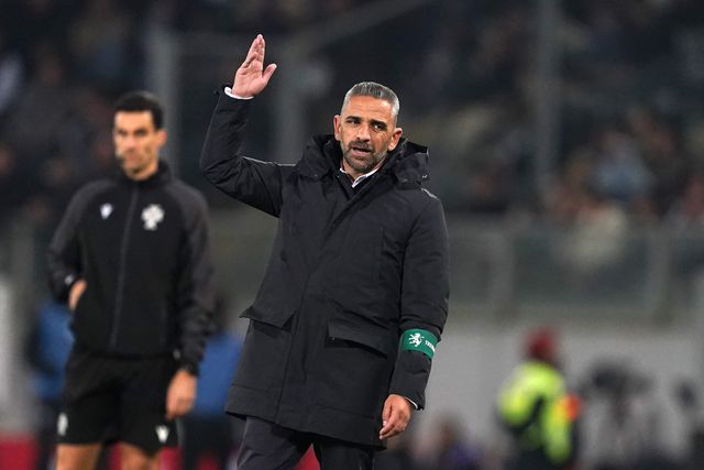 «O treinador tem que estar confortável no sistema que pretende implementar»