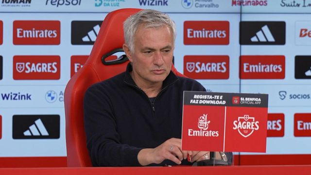 Mourinho reage às palavras de Ian Cathro: «Está a deixar a sua marca»