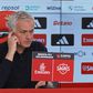 Mourinho: «Benfica fez muita coisa bem, mas também fez alguma coisa errada»