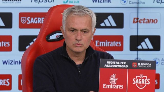 Mourinho avalia Richard Ríos e faz referência a Rui Costa