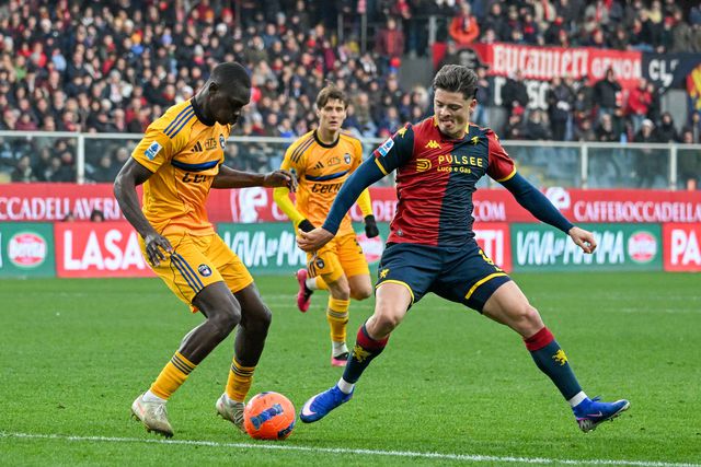 Vitinha foi titular no Génova