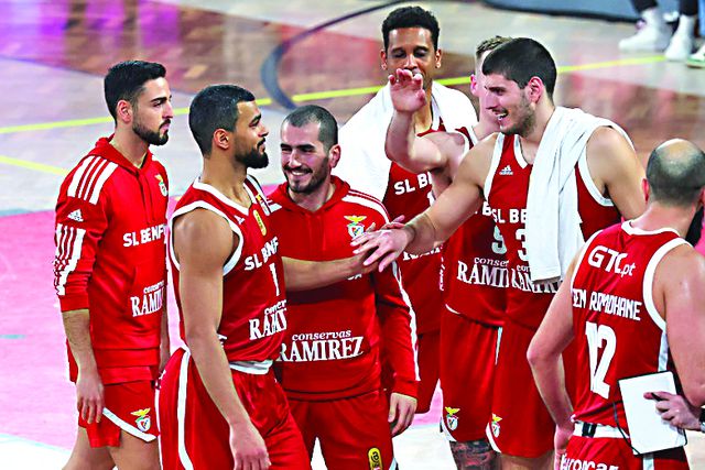 Esgueira visita a Luz: «Não têm nada a perder»