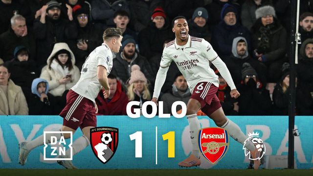A redenção de Gabriel: depois de dar o golo ao Bournemouth, faz o empate