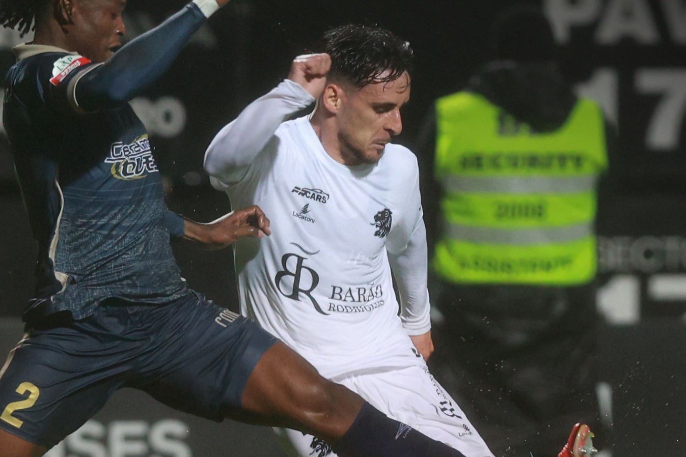 O Portimonense foi a Faro derrotar o Farense, no dérbi algarvio. -Foto: SC FARENSE