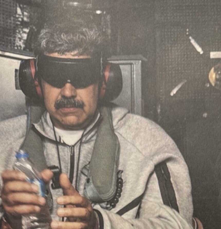 Primeira imagem de Maduro após ser capturado pelos Estados Unidos - Foto: Trump/Truth