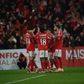 Benfica vence o Estoril e encurta distâncias para o Sporting