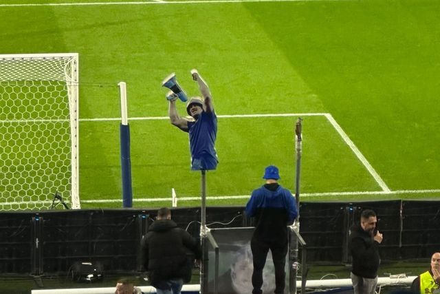 Mesmo detido, Madureira ‘presente’ no Dragão (foto)