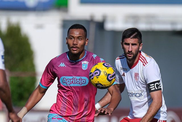 Torreense opera reviravolta na receção ao Aves SAD