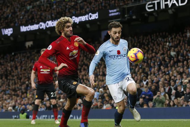 Fellaini anuncia final da carreira