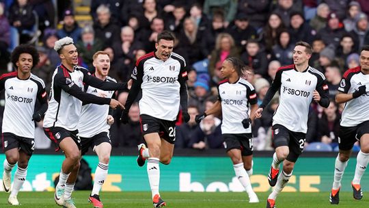 Premier League: Palhinha marca, mas Fulham cede empate; oito golos no Newcastle-Luton