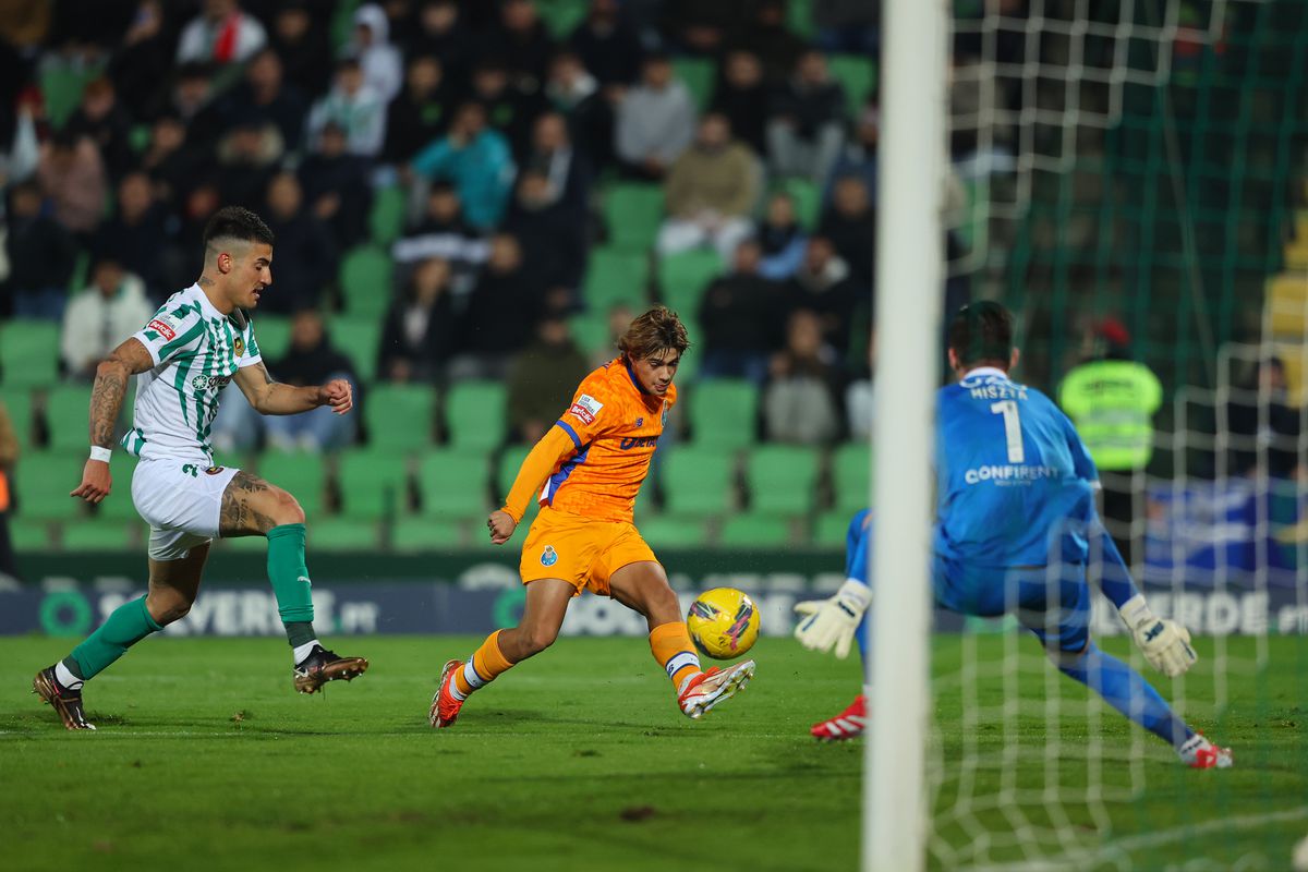 Rio Ave-FC Porto, 2-2 Destaques do Rio Ave: Mistza foi outra vez uma parede