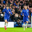Pedro Neto a celebrar o primeiro golo do Chelsea no dérbi londrino