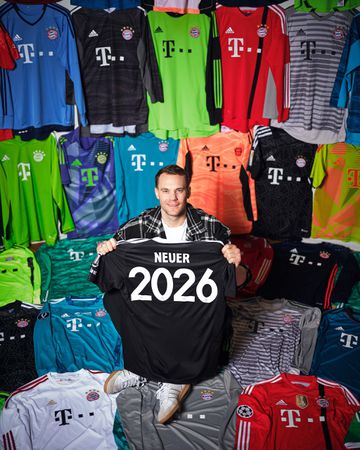 Mercado: Neuer renova com o Bayern... a um mês de fazer 39 anos