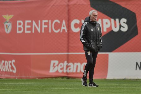 José Mourinho, treinador do Benfica (Foto: Miguel Nunes)
