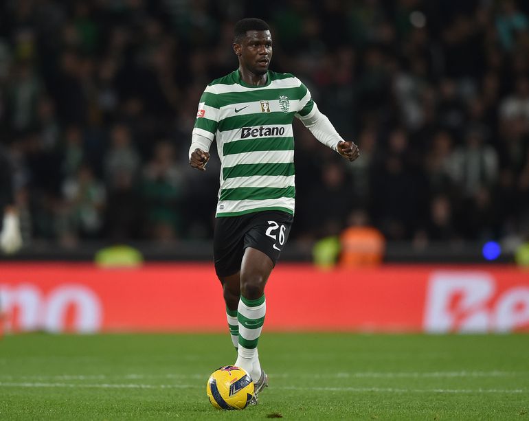 Chegou com pouca expectativa e surpreendeu (muito). Foi no início de 2023 que Diomande chegou ao Sporting e não demorou muito para se tornar numa peça central da defesa leonina. Foto: A BOLA