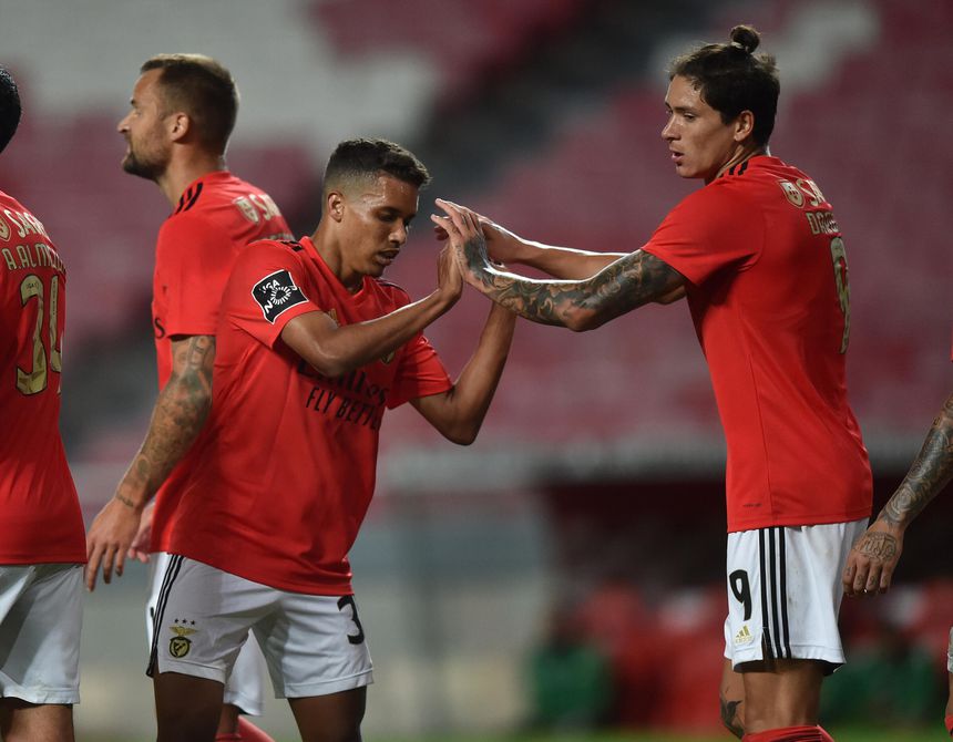 Pedrinho com Darwin - Foto: A BOLA