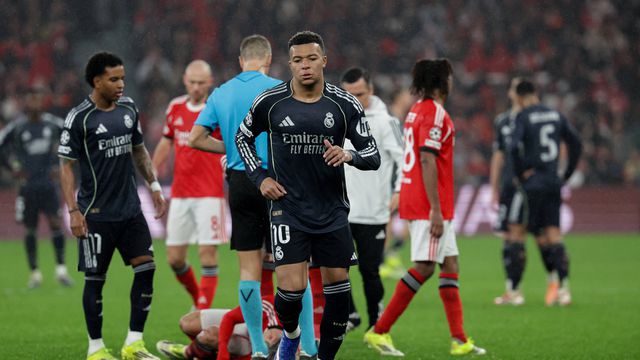 Kylian Mbappé a defronta o Benfica no Estádio da Luz pelo Real Madrid