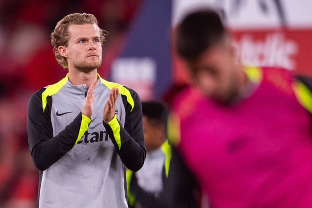 Morten Hjulmand está de cabeça limpa e aponta às duas finais que se aproximam esta semana - Foto: IMAGO