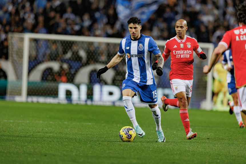 Jorge Sánchez a jogar um Clássico com o Benfica no Dragão
