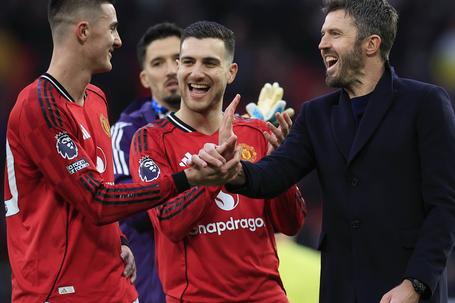 Manchester United tomou decisão sobre Michael Carrick