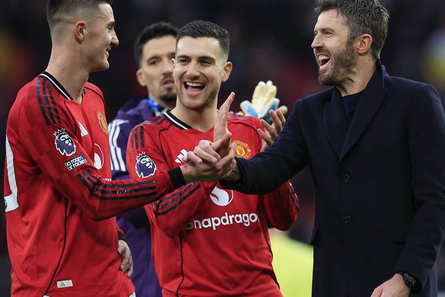 Michael Carrick pediu a Berbatov para ajudar Sesko