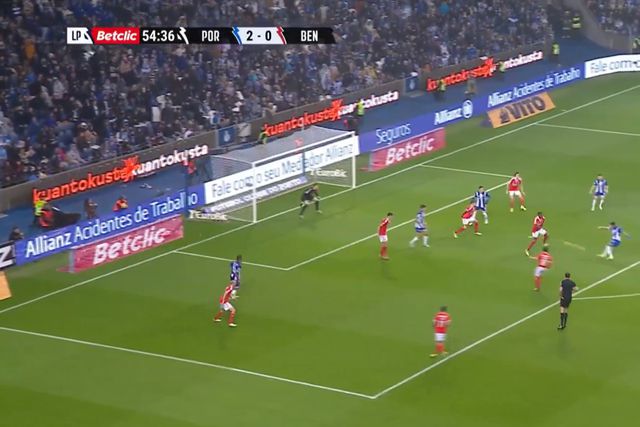 Vídeo: Wendell marca o terceiro frente ao Benfica