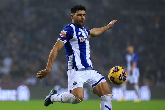 Taremi «pica» benfiquistas após 5-0 no Dragão