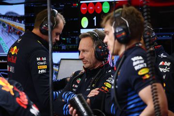 Pai de Verstappen pede saída de Chris Horner da Red Bull