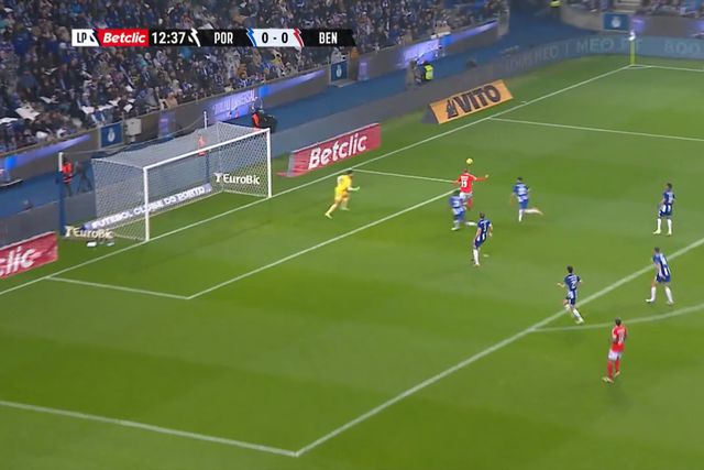 Vídeos: Tengstedt e Galeno tiveram o 1-0 nos pés