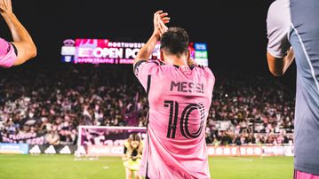MLS: Inter Miami goleia em noite de gala de Suárez e Messi