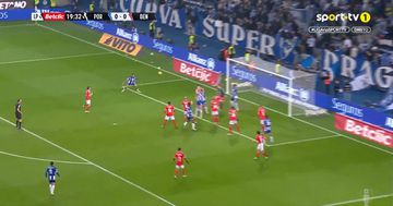 Vídeo: Galeno adianta FC Porto frente ao Benfica